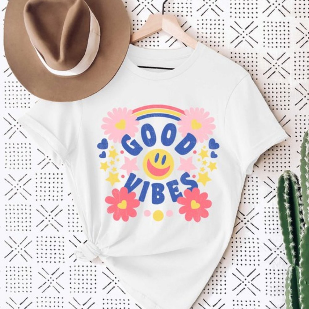 New Good Vibes Smiley Face Cute Tee Shirt T-Shirt